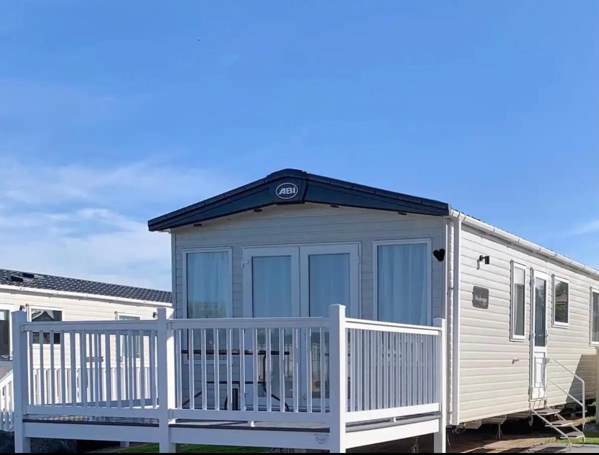 Villa Sea La Vie Cayton Exterior foto
